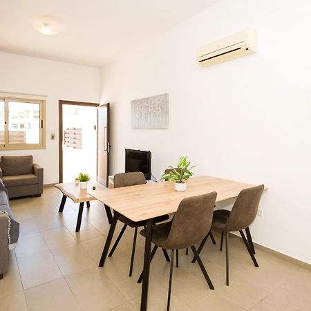 Bowker Apartment Protaras Bagian luar foto