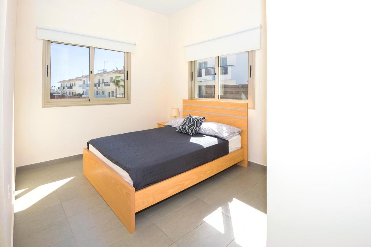 Bowker Apartment Protaras Bagian luar foto
