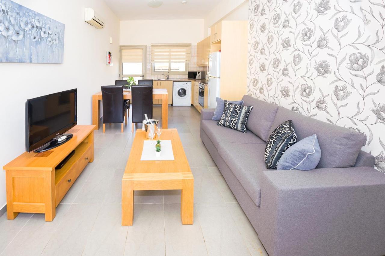 Bowker Apartment Protaras Bagian luar foto