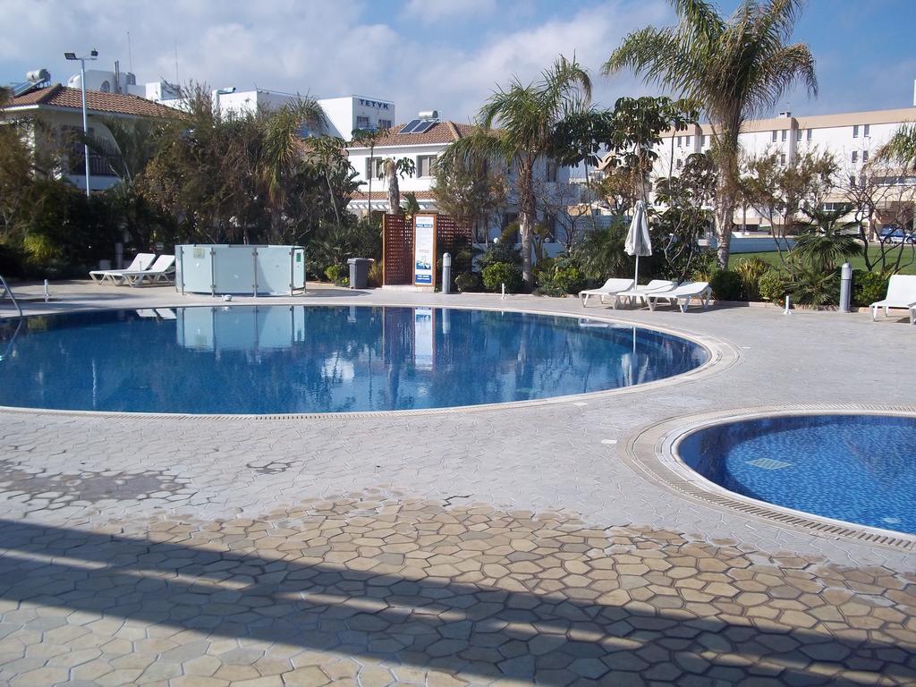 Bowker Apartment Protaras Bagian luar foto