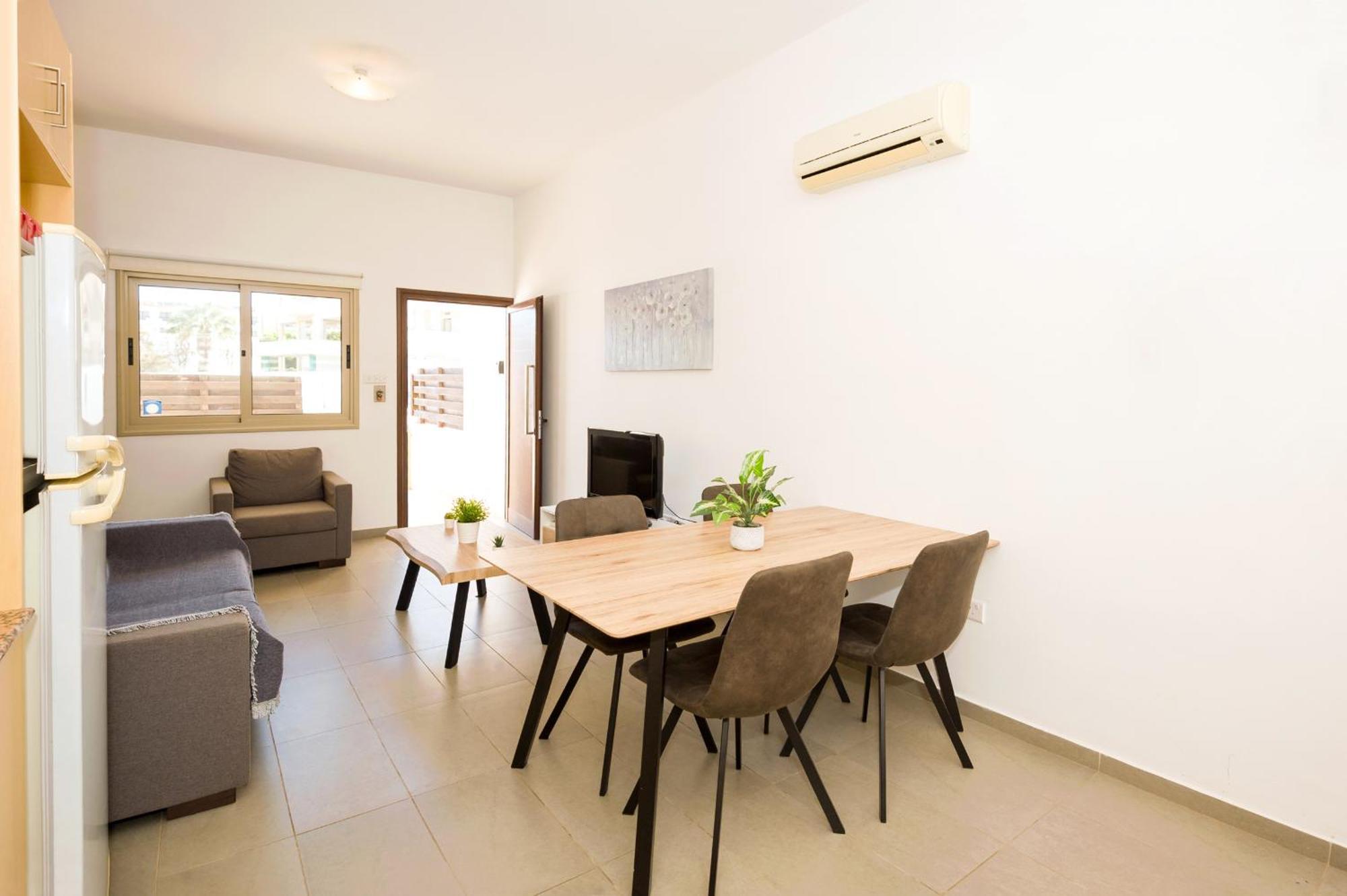 Bowker Apartment Protaras Bagian luar foto